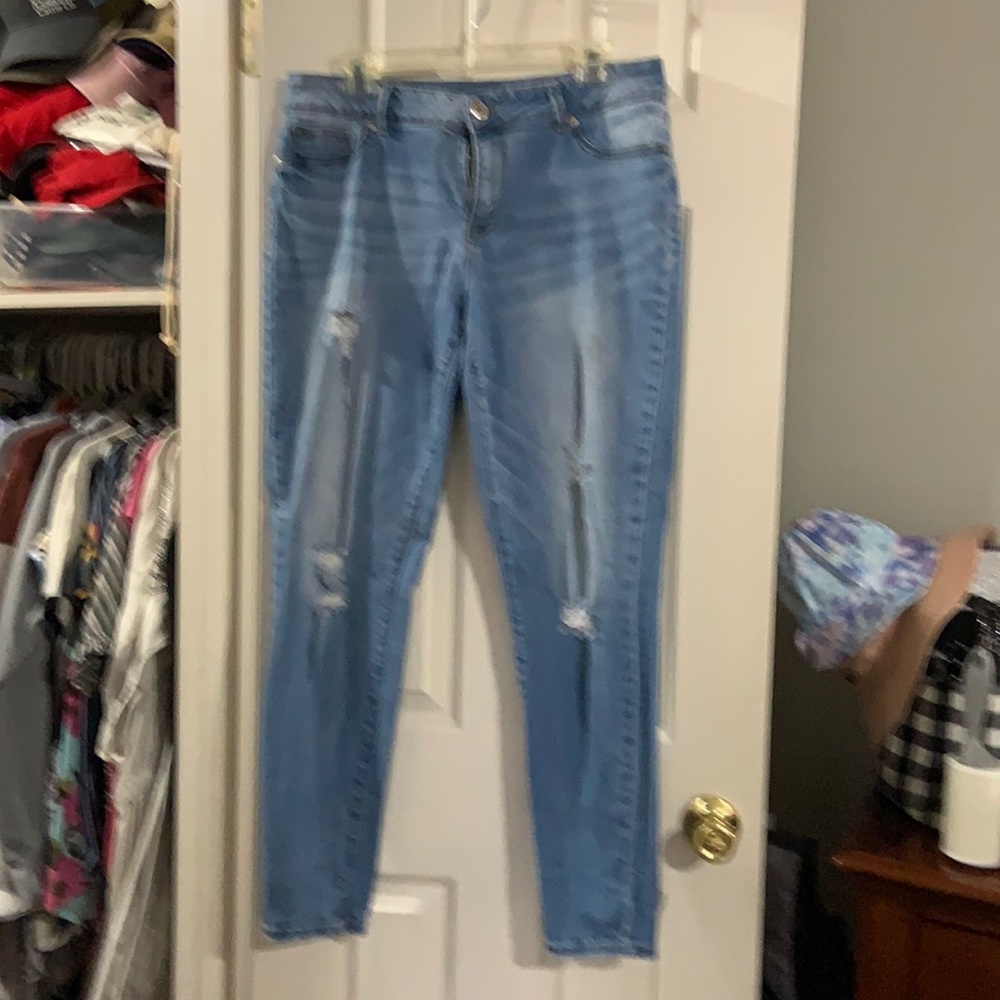 Distressed Jean